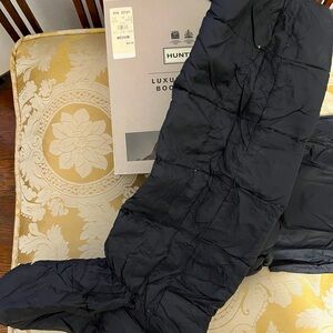 Hunter Down Boost Socks